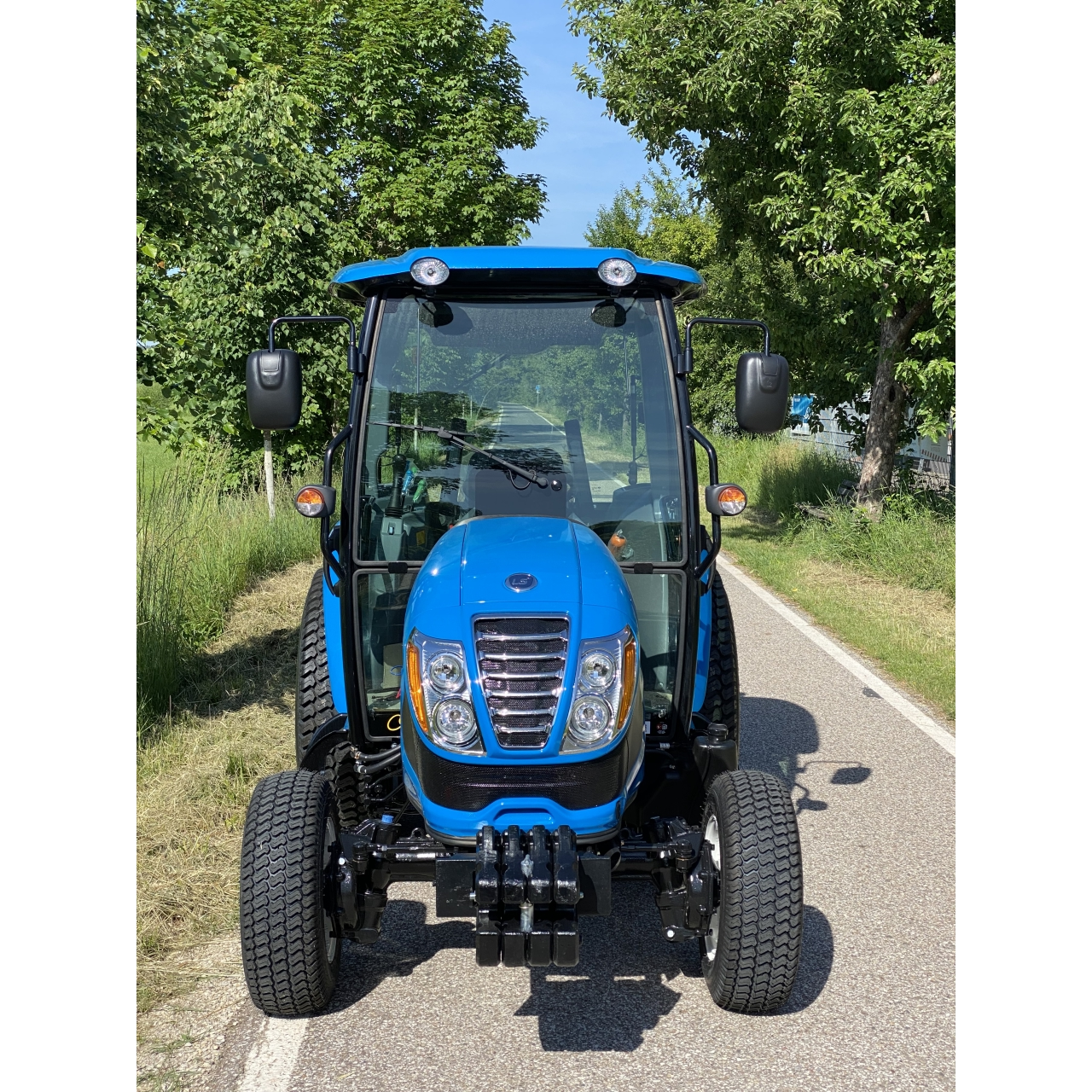 Kompakttraktor MT3.40 - Schaltgetriebe mit Kabine
